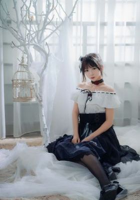 隔壁邻居完整版