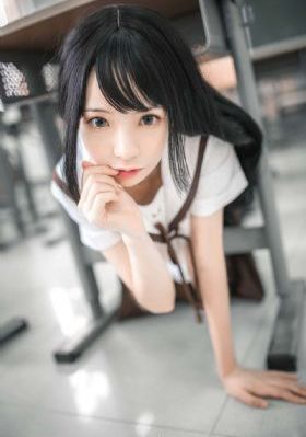 艳尸崔莹在线观看
